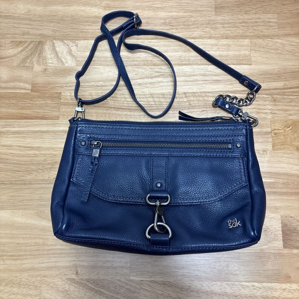 The Sak Blue Leather Handbag Purse Crossbody Zipper Clasp Front Pocket Chain
